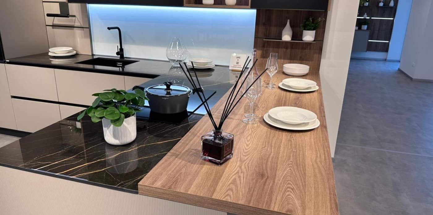 Cucina Like J — Veneta Cucine Palazzolo sull'Oglio