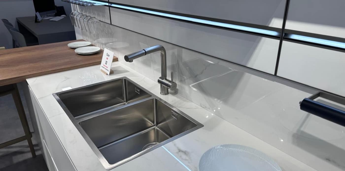 Cucina Oyster Pro — Veneta Cucine Palazzolo sull'Oglio